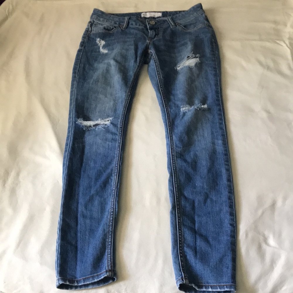 Distressed Ibiza skinny jeans - Picture 2 of 3